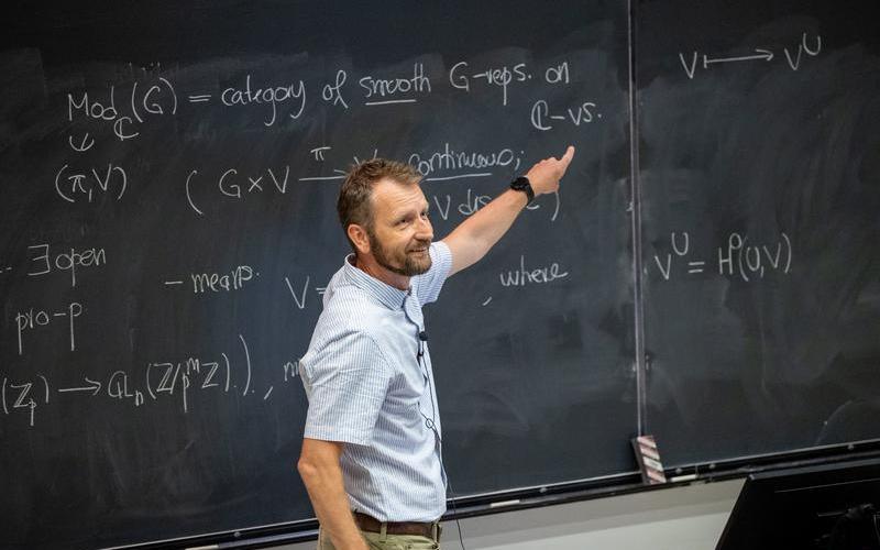 SIU Faculty teaching a course